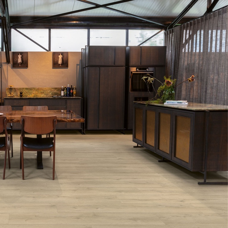 Quick-Step Sandy Greige Oak - Image 2